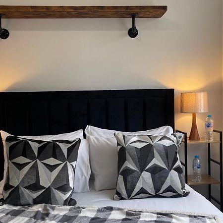 Fully Serviced Three Bed House In Durham Buitenkant foto