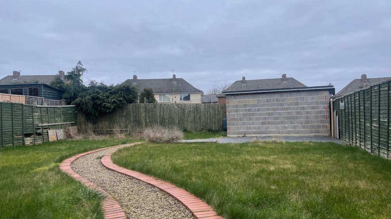 Fully Serviced Three Bed House In Durham Buitenkant foto