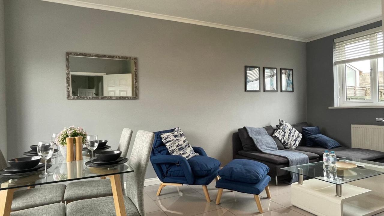 Fully Serviced Three Bed House In Durham Buitenkant foto