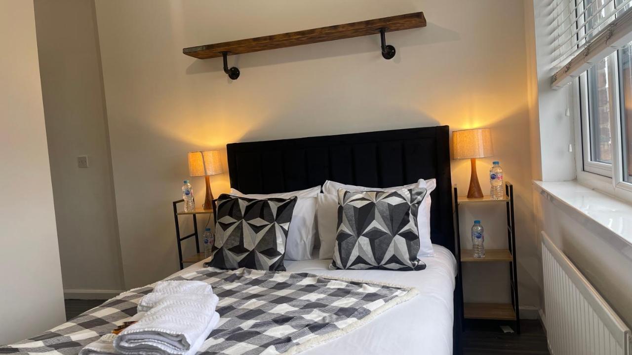 Fully Serviced Three Bed House In Durham Buitenkant foto