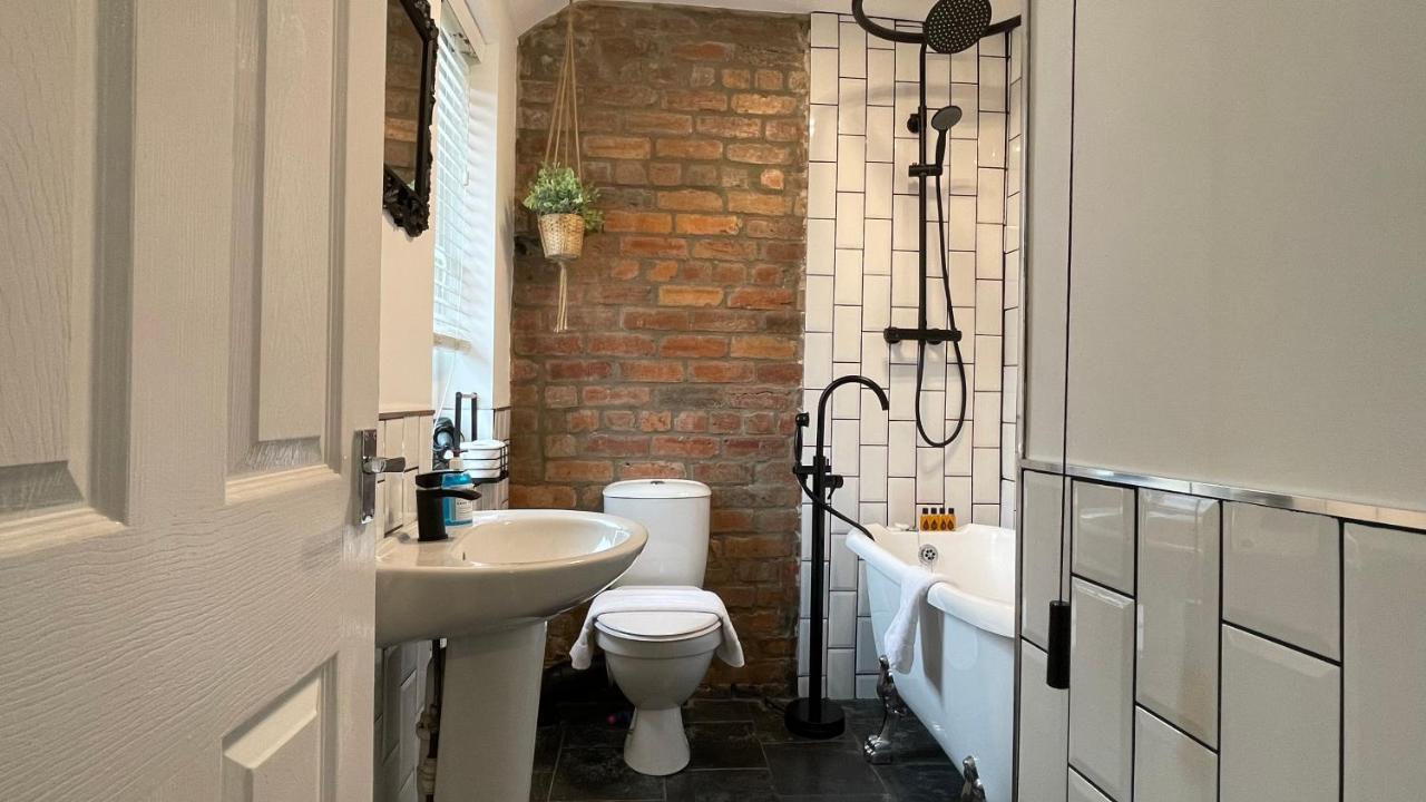 Fully Serviced Three Bed House In Durham Buitenkant foto