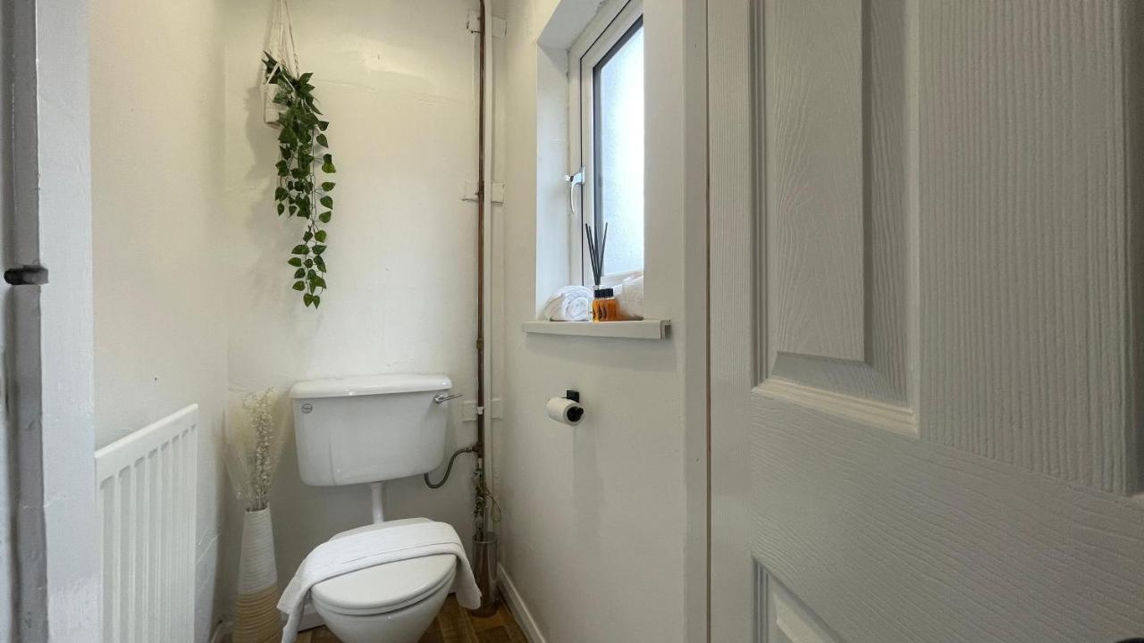 Fully Serviced Three Bed House In Durham Buitenkant foto