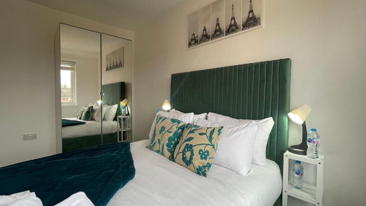 Fully Serviced Three Bed House In Durham Buitenkant foto